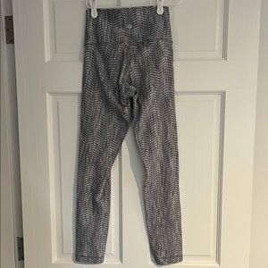 Lululemon Gray Patterned High-Waisted Leggings